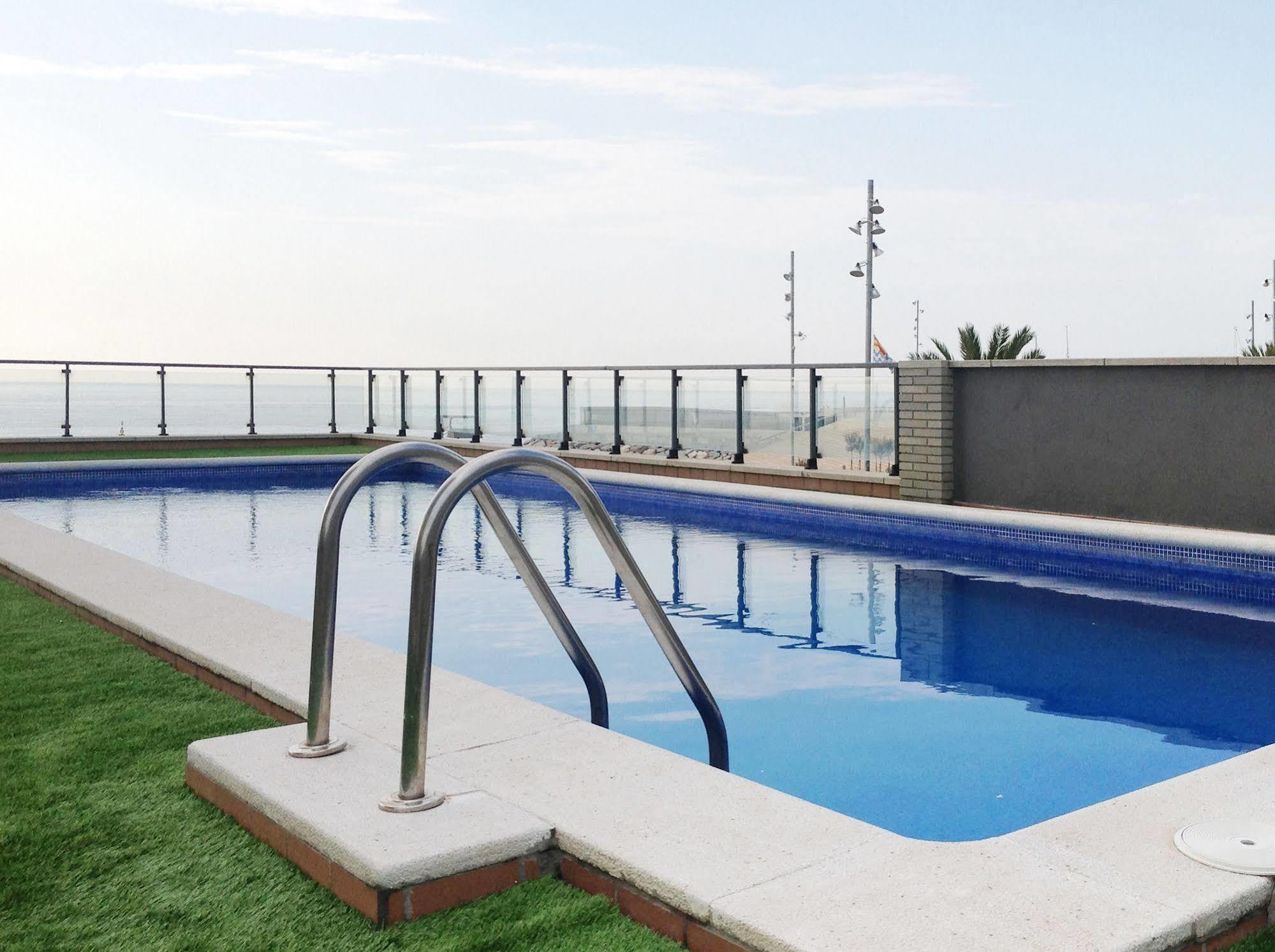 Alcam Badalona Playa Norte Kültér fotó